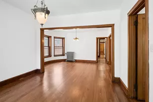 1263 W Foster Ave, Chicago, IL 60640 - Photo 7