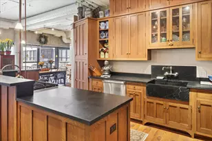 130 S Canal St, Chicago, IL 60606 - Photo 7