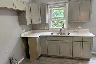7245 S Paulina St, Chicago, IL 60636 - Photo 5