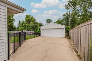 1243 Ridge Rd, Highland Park, IL 60035 - Photo 33