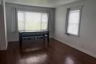 10 N Greenleaf St, Gurnee, IL 60031 - Photo 3