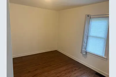 10 N Greenleaf Street, Gurnee, IL 60031 - Photo 7