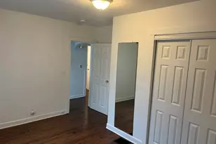 10 N Greenleaf St, Gurnee, IL 60031 - Photo 9