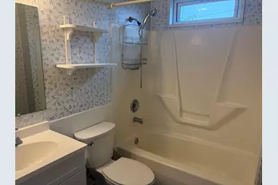 10 N Greenleaf Street, Gurnee, IL 60031 - Photo 11