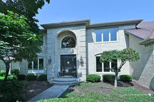 1412 Greenlake Dr, Aurora, IL 60502 - Photo 3