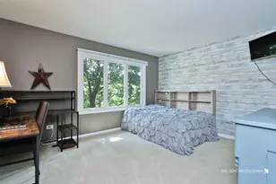 1412 Greenlake Dr, Aurora, IL 60502 - Photo 23