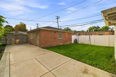 8344 Kedvale Avenue, Skokie, IL 60076 - Photo 23
