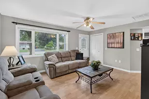 2213 Marmion Ave, Joliet, IL 60436 - Photo 7
