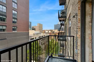 106 N Aberdeen St, Chicago, IL 60607 - Photo 13