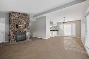 248 E Schick Rd, Bloomingdale, IL 60108 - Photo 7