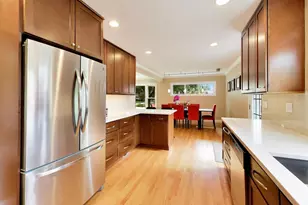9058 Ewing Ave, Evanston, IL 60203 - Photo 13