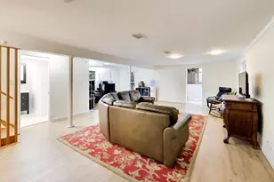 9058 Ewing Ave, Evanston, IL 60203 - Photo 23