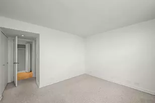 3950 N Lake Shore Dr, Chicago, IL 60613 - Photo 13
