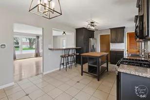 165 E 2740S Rd, Kankakee, IL 60901 - Photo 7