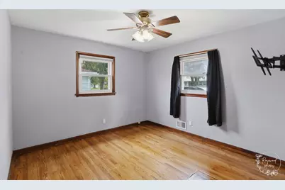165 E 2740S Road, Kankakee, IL 60901 - Photo 17