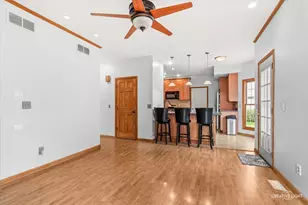 363 Dee Ct, Somonauk, IL 60552 - Photo 5