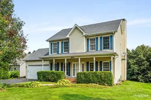 363 Dee Ct, Somonauk, IL 60552 - Photo 1