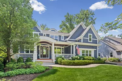 407 Lake Street, Libertyville, IL 60048 - Photo 1