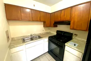 533 N Highview Ave, Addison, IL 60101 - Photo 5