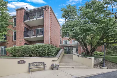 815 Leicester Road #312A, Elk Grove Village, IL 60007 - Photo 1