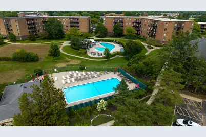 815 Leicester Road #312A, Elk Grove Village, IL 60007 - Photo 5