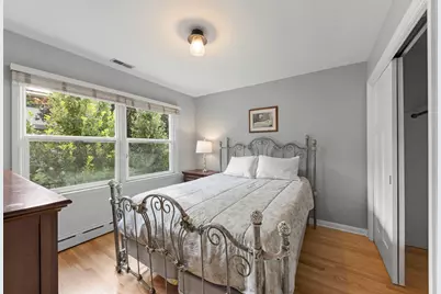 304 S Loomis Street, Naperville, IL 60540 - Photo 17