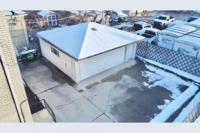 9109 Sahler Avenue #3, Brookfield, IL 60513 - Photo 13
