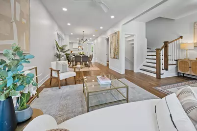 1907 W Berwyn Avenue, Chicago, IL 60640 - Photo 17