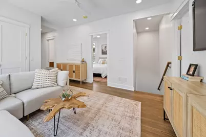 1907 W Berwyn Avenue, Chicago, IL 60640 - Photo 23