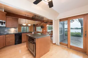 19123 101st St, Bristol, WI 53104 - Photo 23