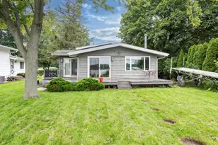 19123 101st St, Bristol, WI 53104 - Photo 1