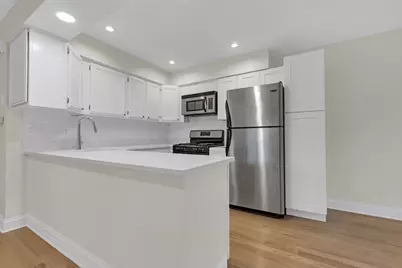 608 Inverrary Lane #608, Deerfield, IL 60015 - Photo 7