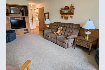 1358 Empire Court, Freeport, IL 61032 - Photo 13