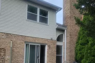 405 S Wenbriar Square, Addison, IL 60101 - Photo 3