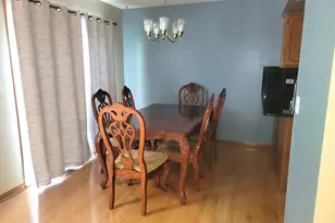 405 S Wenbriar Square, Addison, IL 60101 - Photo 9