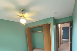 405 S Wenbriar Square, Addison, IL 60101 - Photo 17