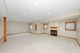 2218 Tamarack Dr, Downers Grove, IL 60515 - Photo 25
