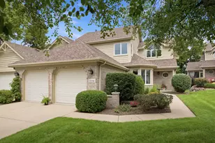 2218 Tamarack Dr, Downers Grove, IL 60515 - Photo 1
