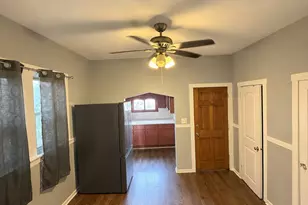 8322 S Burnham Ave, Chicago, IL 60617 - Photo 7