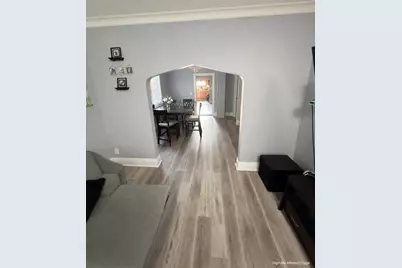 8322 S Burnham Avenue, Chicago, IL 60617 - Photo 3