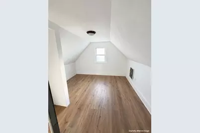 8322 S Burnham Avenue, Chicago, IL 60617 - Photo 11