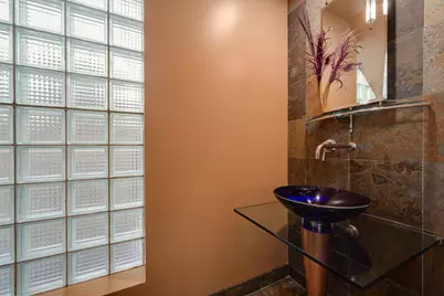 1934 N Cleveland Avenue, Chicago, IL 60614 - Photo 15