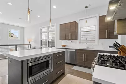 6739 N Oxford Avenue, Chicago, IL 60631 - Photo 9