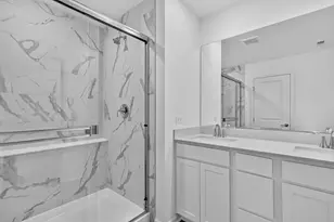 446 Red Oak Cir, Volo, IL 60020 - Photo 11