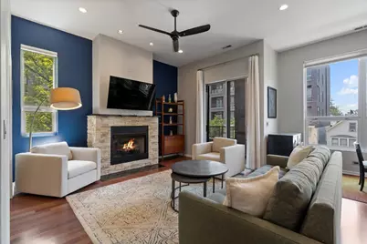 1717 N Western Avenue #2, Chicago, IL 60647 - Photo 3