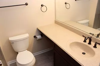 211 Blossom Court #211, Buffalo Grove, IL 60089 - Photo 7