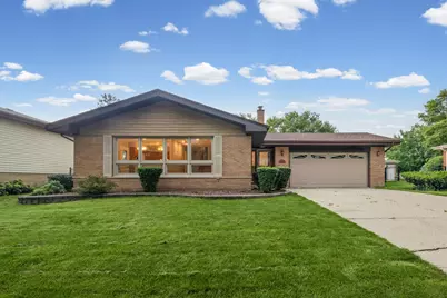319 Gareth Lane, Schaumburg, IL 60193 - Photo 1