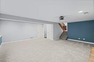 319 Gareth Ln, Schaumburg, IL 60193 - Photo 25