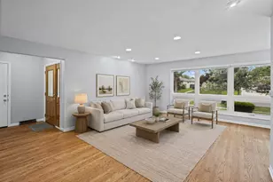 319 Gareth Ln, Schaumburg, IL 60193 - Photo 3
