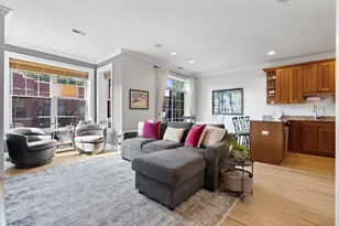 2709 N Mildred Ave, Chicago, IL 60614 - Photo 3